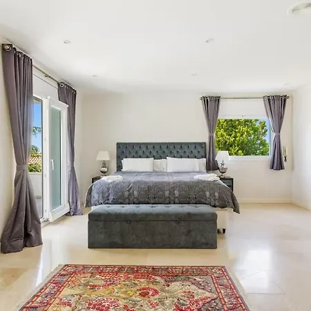 Luxury Buena Vista Pool And Garden Arenys de Munt