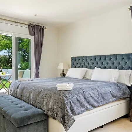 Вилла Luxury Buena Vista Pool And Garden Arenys de Munt