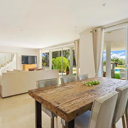 Luxury Buena Vista Pool And Garden Arenys de Munt